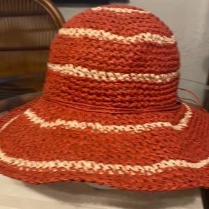Columbia Ladies Wired Brim Straw Hat